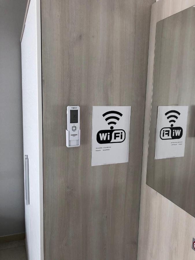 La Casa Della Ada Hotel Кастелнуово дел Гарда Екстериор снимка