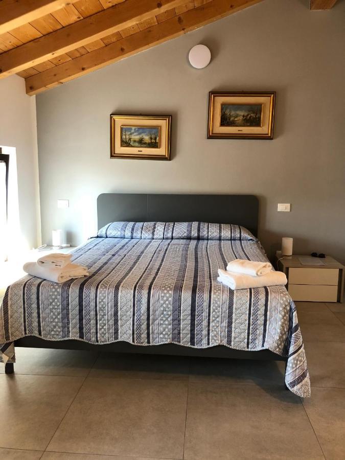 La Casa Della Ada Hotel Кастелнуово дел Гарда Екстериор снимка