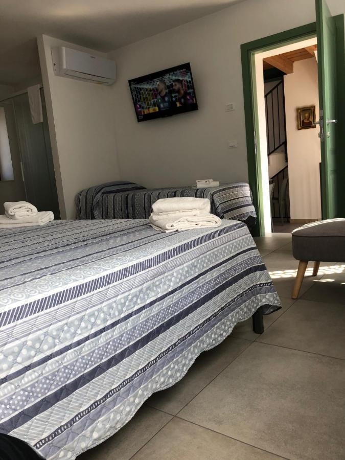 La Casa Della Ada Hotel Кастелнуово дел Гарда Екстериор снимка