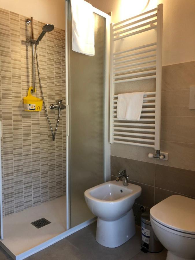 La Casa Della Ada Hotel Кастелнуово дел Гарда Екстериор снимка